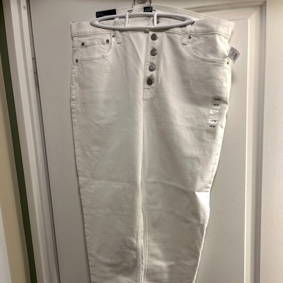 Button fly white GAP jeans - NWT size 18 - Picture 1 of 3